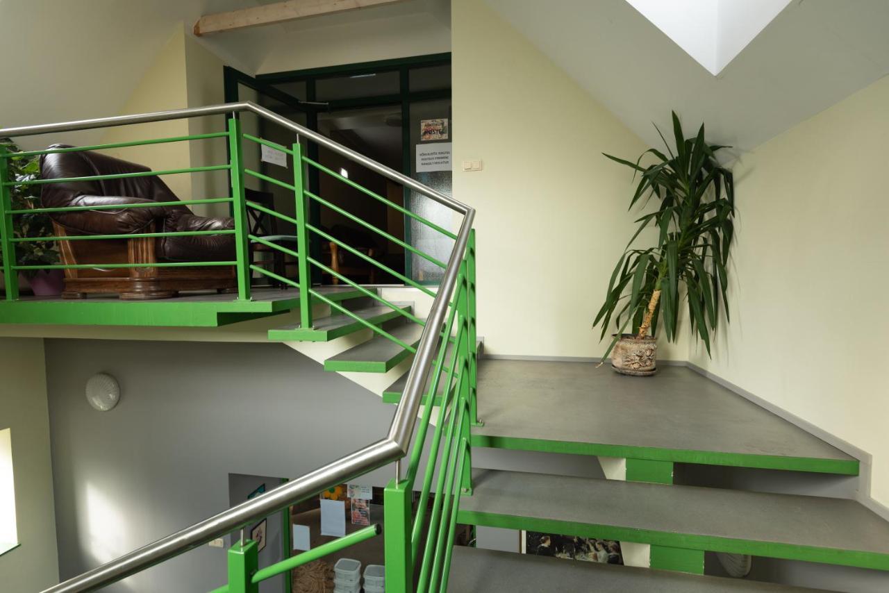 Aiakeskuse hostel Rakvere Exterior foto